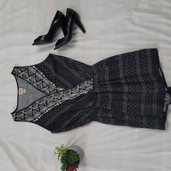 Mossimo black short romper sz Small - Picture 3 of 9